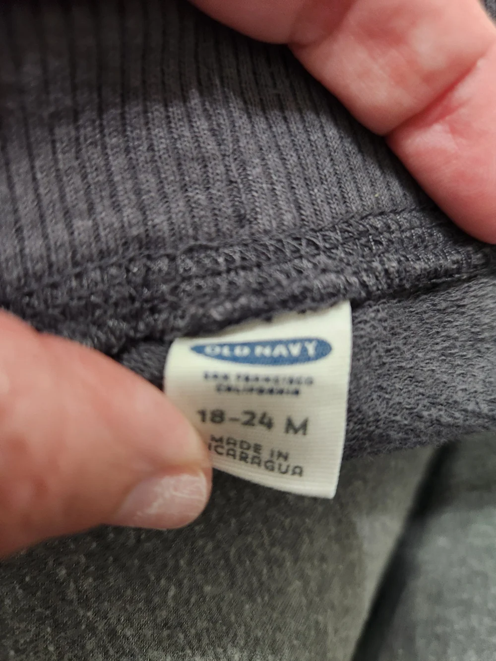 Old Navy Toddler Knit  Shorts in Charcoal and Light Gray 18-24mth
